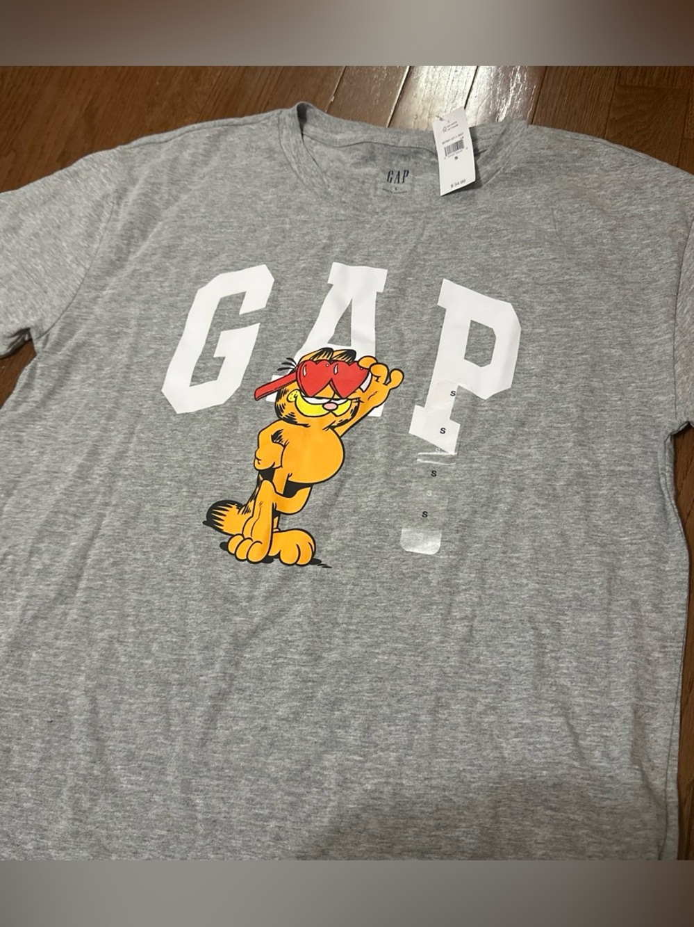 Women’s NWT Gap x Garfield T-Shirt- Size Small